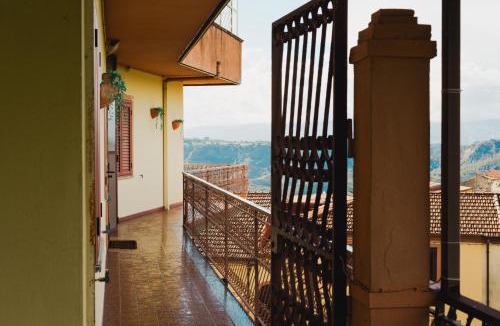 Marcellinara Apartment | Giù in Calabria B&B - Terrazze Italiane