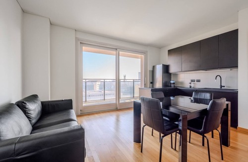 Dergano Apartment | Giax Tower Luxury Oasis