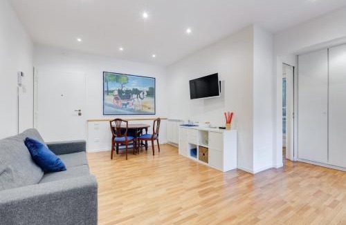 Prati Apartment | Giulio Cesare Apartment
