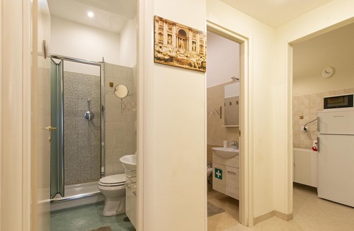 Vatican Apartment | Giulio Cesare Imperatore - Elegance, style and warmth in the heart of San Pietro