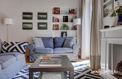 Rione II Trevi Apartment | Glamorous Trevi - Bookwedo