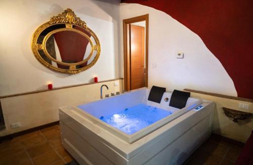 Pisciarelli Apartment | Golden House