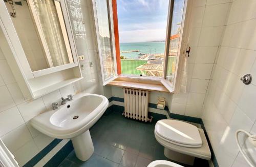 Numana Apartment | GOLFO vicino al mare con vista mare fantastica