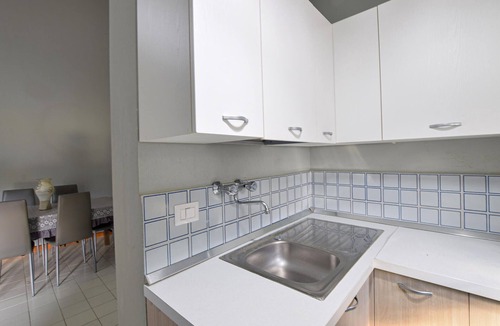 Drapia Apartment | Gorgeous apartment in Drapia with swimming pool