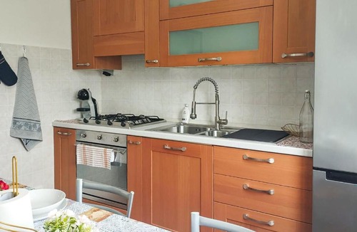 Marotta Apartment | Gorgeous Apartment In Marotta With Wifi