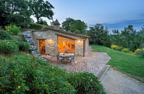 Umbertide Villa | Gorgeous Borgo IN EXCLUSIVE 5 accommodations perfect for families, pool, AC, view