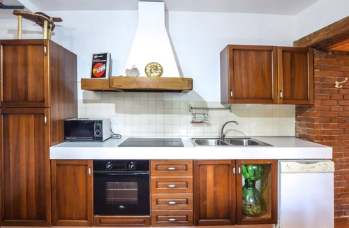 Ficulle House | Gorgeous home in Ficulle with WiFi