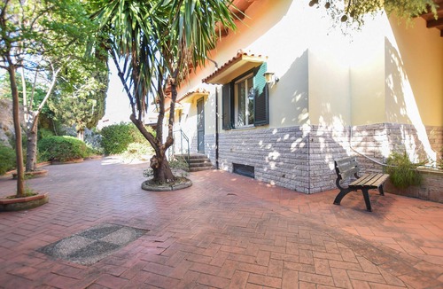 Paestum House | Gorgeous home in Paestum with WiFi