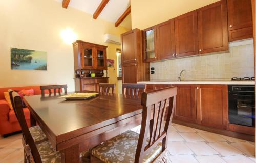 Perdifumo House | Gorgeous Home In Perdifumo With Wifi