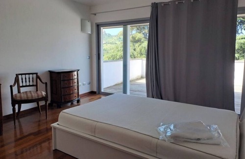 Saragozza-Porto Apartment | Gorgeous penthouse with views of the hills