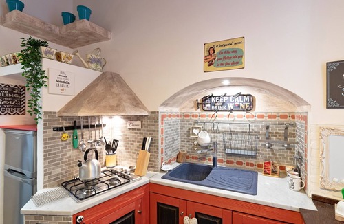 Rione VI Parione Apartment | Governo Vecchio | Comfort for two in Piazza Navona