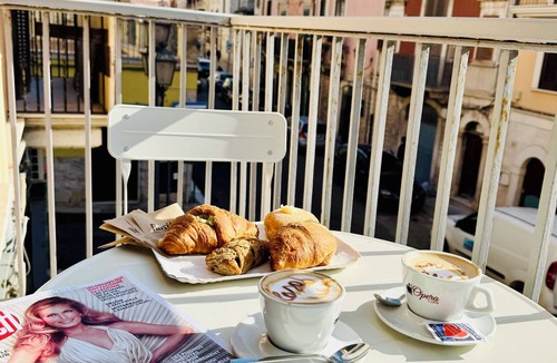 Barletta Apartment | Grand Appartement à 5 Minute a Pied de la Plage Centre Historique et Commerces