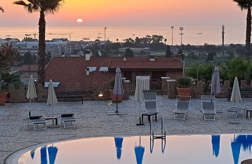 Tortoreto Lido Apartment | Grazioso bilocale nel "Borgo Il Castello", elegante struttura con piscine