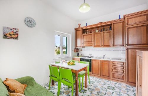 Procida House | Green Island Apartment