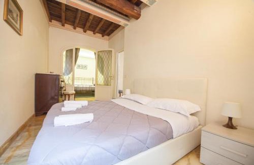 Rione IV Campo Marzio Apartment | Gregoriana Suite