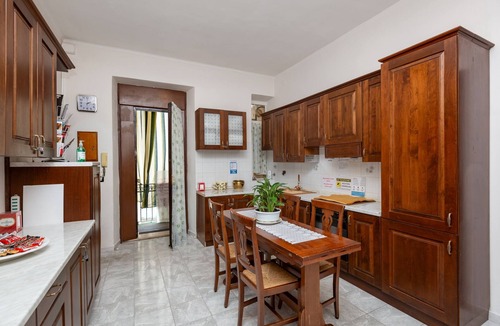 Barriera di Milano Bed & Breakfast | Grotta di Rita