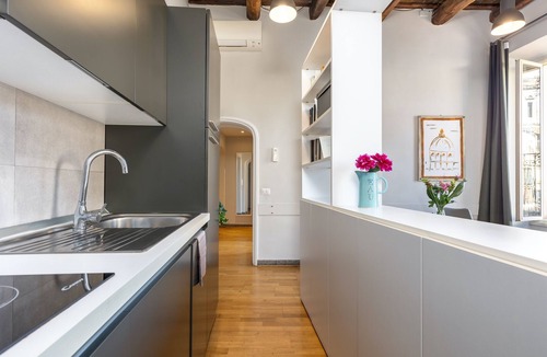 Rome City Centre Apartment | Grotta Pinta 12 | Romantic and elegant