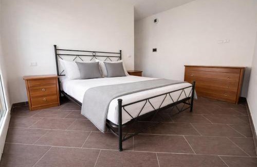 Castel Bolognese Apartment | Ground floor house