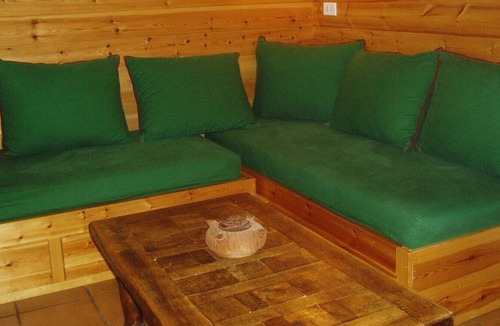 Villettaz Ski Chalet | Ground floor of a chalet overlooking the Matterhorn / Matterhorn