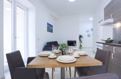 Salerno Apartment | GuesHost - Positano Apartment in Salerno