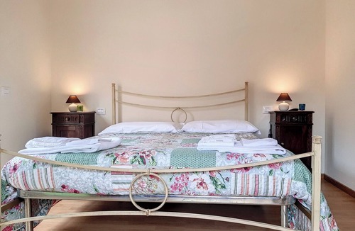 Nocera Umbra House | Guest House Nocera Umbra by Ospitaci