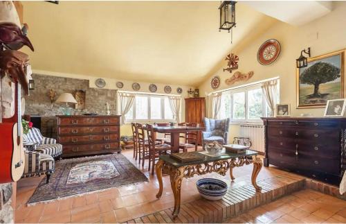 Gubbio Apartment | GuestHost - Casale Gli Angeli - Charming Villa with Garden and Parking!
