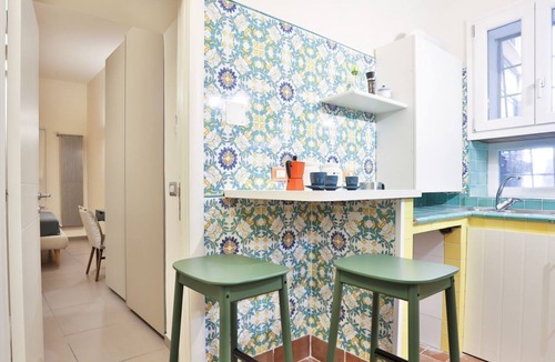Rione Duomo Apartment | GuestHost - Charming apartment that accommodates up to 5 people with great comfort. The accommodation is located in the historic center (ZTL), just 500m from the Duomo and a stone's throw from Piazza Sedile del Campo, the Verdi Theater and the Villa Comu