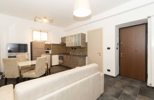Historic Centre Apartment | GuestHost - Comfortable apartment that can accommodate up to 4 people with great ease and is equipped with every kind of comfort. We are in the beating heart of Turin, Piazza Vittorio Veneto, overlooking the Turin hill and the Gran Madre, everything is c