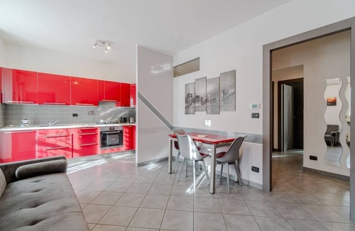 Lingotto Apartment | GuestHost - Cozy 70sqm apartment located on the second floor of a building with an elevator (NOT for disabled people)The apartment is situated in a quiet area of Turin, close to Parco Millefonti and the Po River, ideal for walks and outdoor activities. W