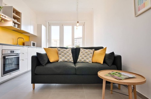 Lingotto Apartment | GuestHost - Cozy apartment perfect for 2 people is located just a few meters from the Metro Carducci with which you can easily reach Porta Nuova Station, Porta Susa Station, Lingotto Fiere. We are also a stone's throw from the hospitals area (CTO, Moline