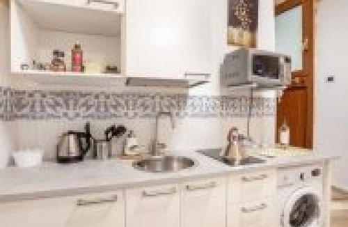 Old Town Apartment | GuestHost - La Casuccia x2 a step from the Basilica S. Nicola