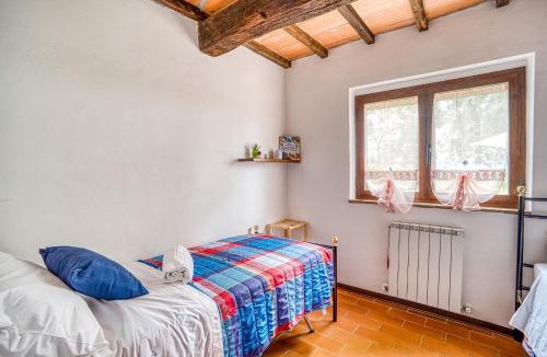 Castiglione del Lago Apartment | GuestHost - Le Spighe - Charming Apt with Communal Pool and Air Conditioning