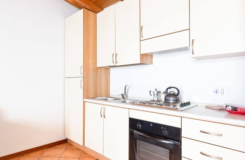 Porta Romana Apartment | GuestHost - Lovely studio apartment located just 350m from Lodi M3 stop