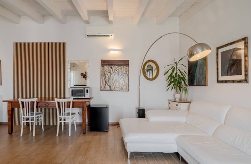 Ripamonti Corvetto Apartment | GuestHost - M3 Porto di Mare Apartment