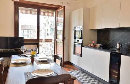 Vanchiglietta Apartment | GuestHost - Maison Jelfb