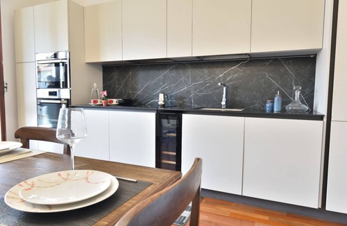 Vanchiglietta Apartment | GuestHost - Maison Jelfb