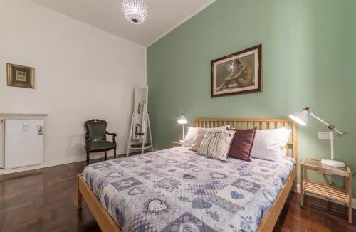 Vatican Apartment | GuestHost - Musei Vaticani Stylish Apartment