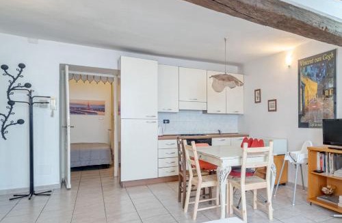 Roman Quarter Apartment | GuestHost - Palazzo Saluzzo Paesana Beautiful Flat