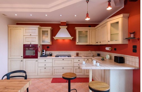 Granarola Apartment | GuestHost - Rosso Tramonto Flat with a Relaxing View