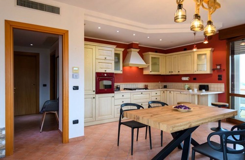 Granarola Apartment | GuestHost - Rosso Tramonto Flat with a Relaxing View