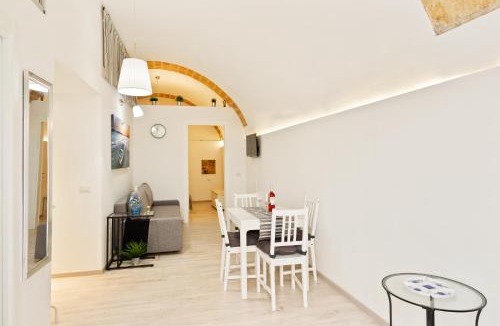 Old Town Apartment | GuestHost - San Nicola Casa Clemente Apartment