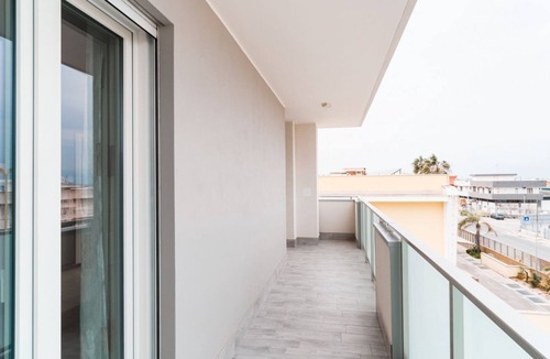 Trani Apartment | GuestHost - Scaringi Palace Trani - Room 9A
