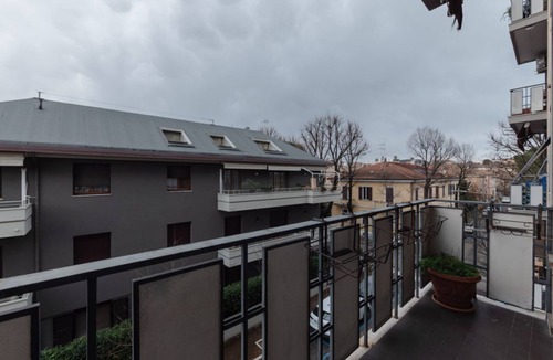 Pesaro Apartment | GuestHost - Spacious 130mq apartment that comfortably accommodates 4 people, being equipped with two duble bedrooms, two bathrooms and all the comforts for a pleasant stay. The accommodation is located in a prestigious area of ​Pesaro, in the immedi