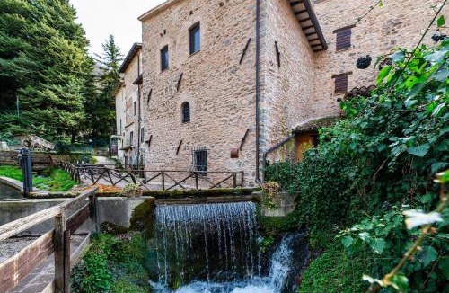 Rasiglia Apartment | GuestHost - Suite on the RIVER Apartment