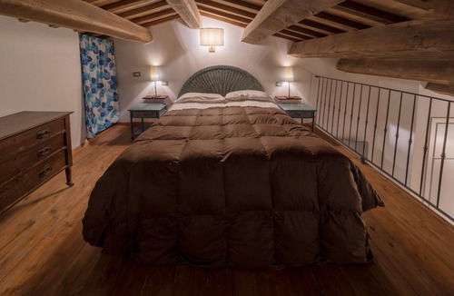 Montalto delle Marche House | Guided E-bike Tours (1h sea or mountain) with Restaurant available at stay