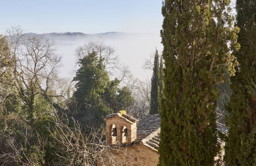 Umbertide House | HAMLET THE POET - HOUSE MOUNT
