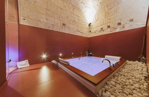 Palese Bed & Breakfast | Harmonies BnB - Luxury Suites & Family Room Bari