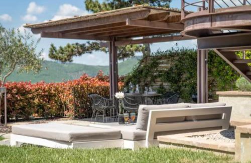 Umbertide Apartment | Heated Infinity Pool - Restored Farmhouse & Views