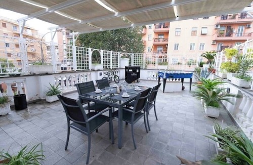 Gianicolo Apartment | Hermès Apartment Rome