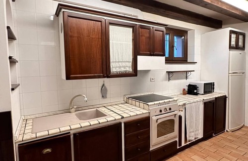 Osimo Apartment | Heron House Apartment in country house with pool